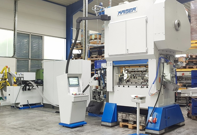 Stanzautomat und Stanzpresse